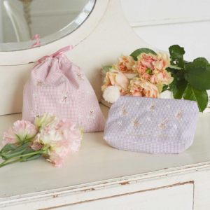 日本Maison de FLEUR 小兔仔 刺繡 收納袋 ラビット刺繍巾着 （ピンク）