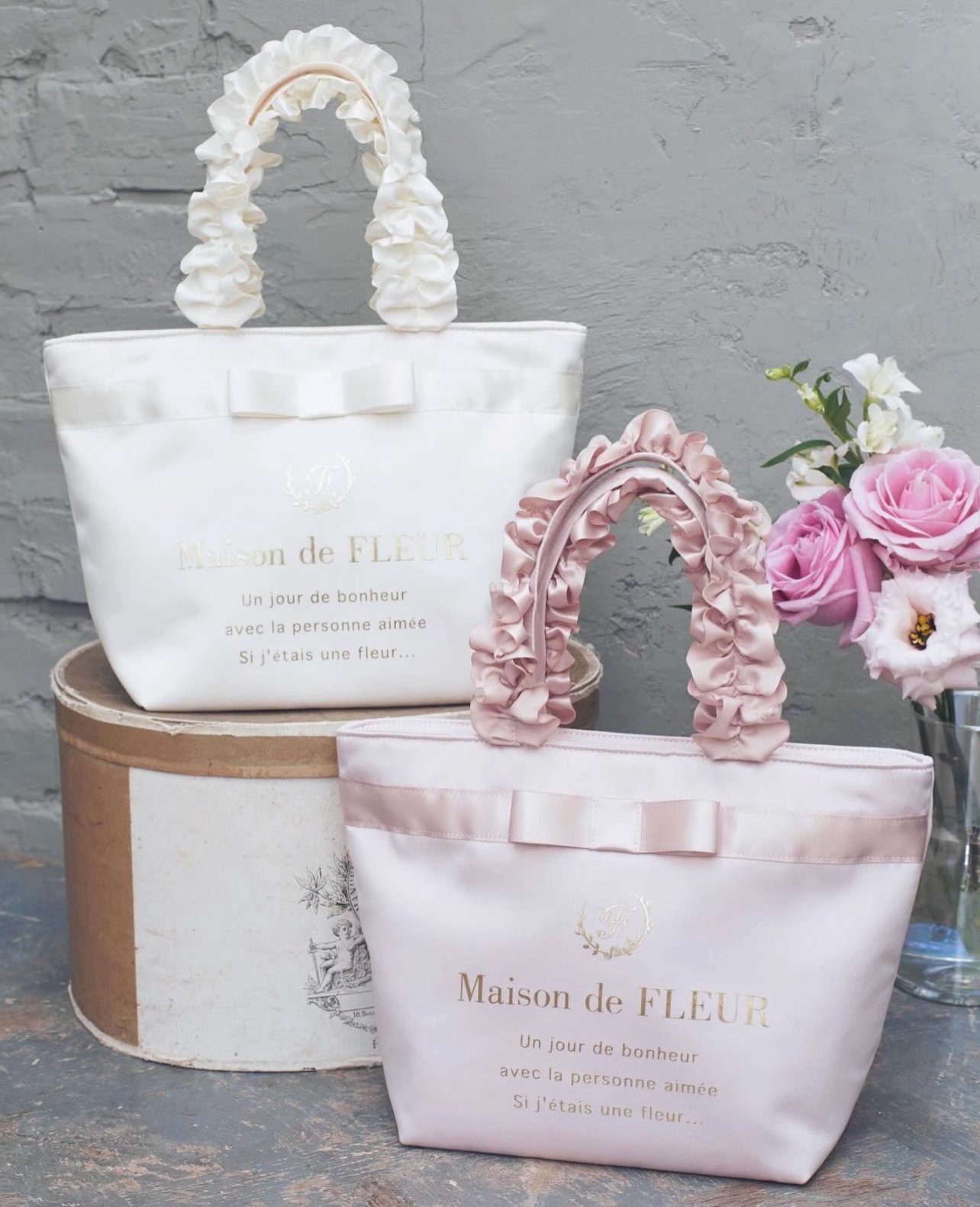 日本Maison de FLEUR 花邊手柄 絹布小手袋ブランドロゴフリルハンドルトートSバッグ