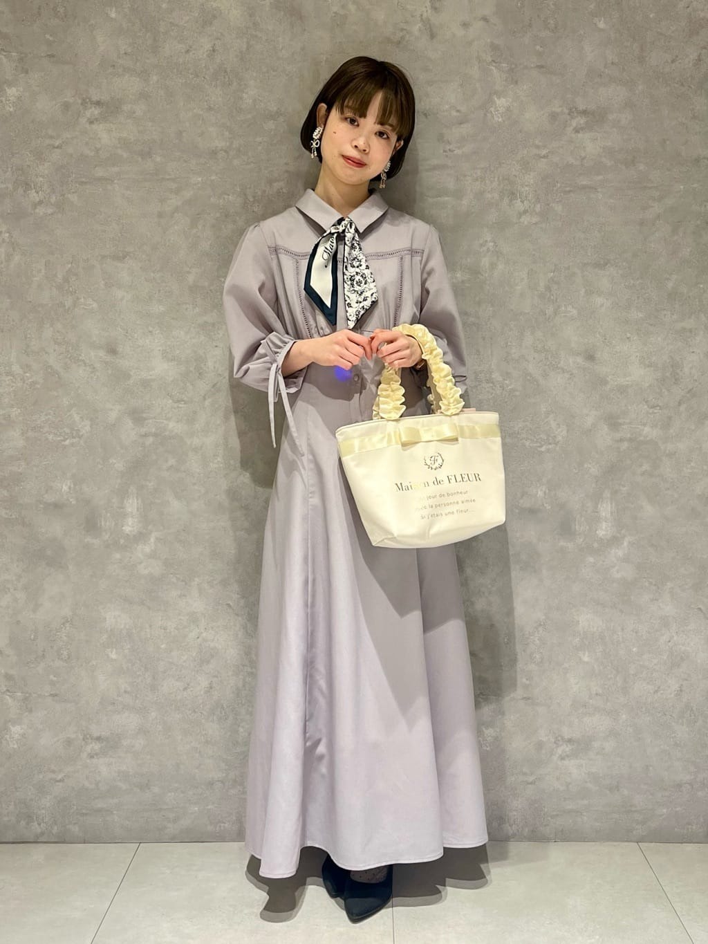 日本Maison de FLEUR 花邊手柄 絹布小手袋ブランドロゴフリルハンドルトートSバッグ
