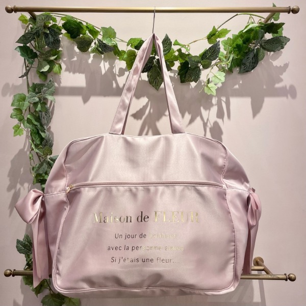 日本Maison de FLEUR 雙蝴蝶結 緞面 拉鏈旅行袋 サテンキャリーオンバッグ