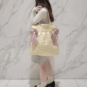 [可放A4]Maison de FLEUR 週年淺黃色特別版 TOTEBAG ダブルリボントートバッグ