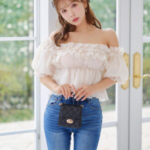 日本GRL 露肩荷葉邊上衣 ラメシアーオフショルフリルブラウス[tu1736]